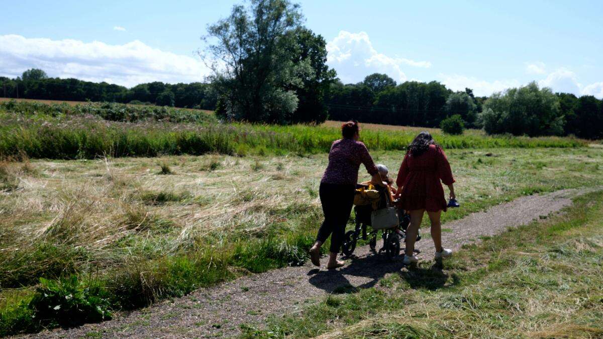 Lack of breaks ‘leading to more carers suffering poor mental health’