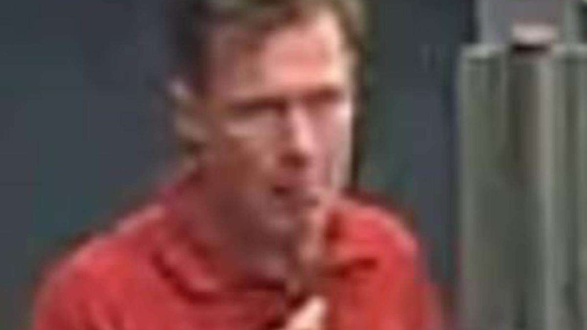 Police release CCTV image of man after attempted baby abduction on train