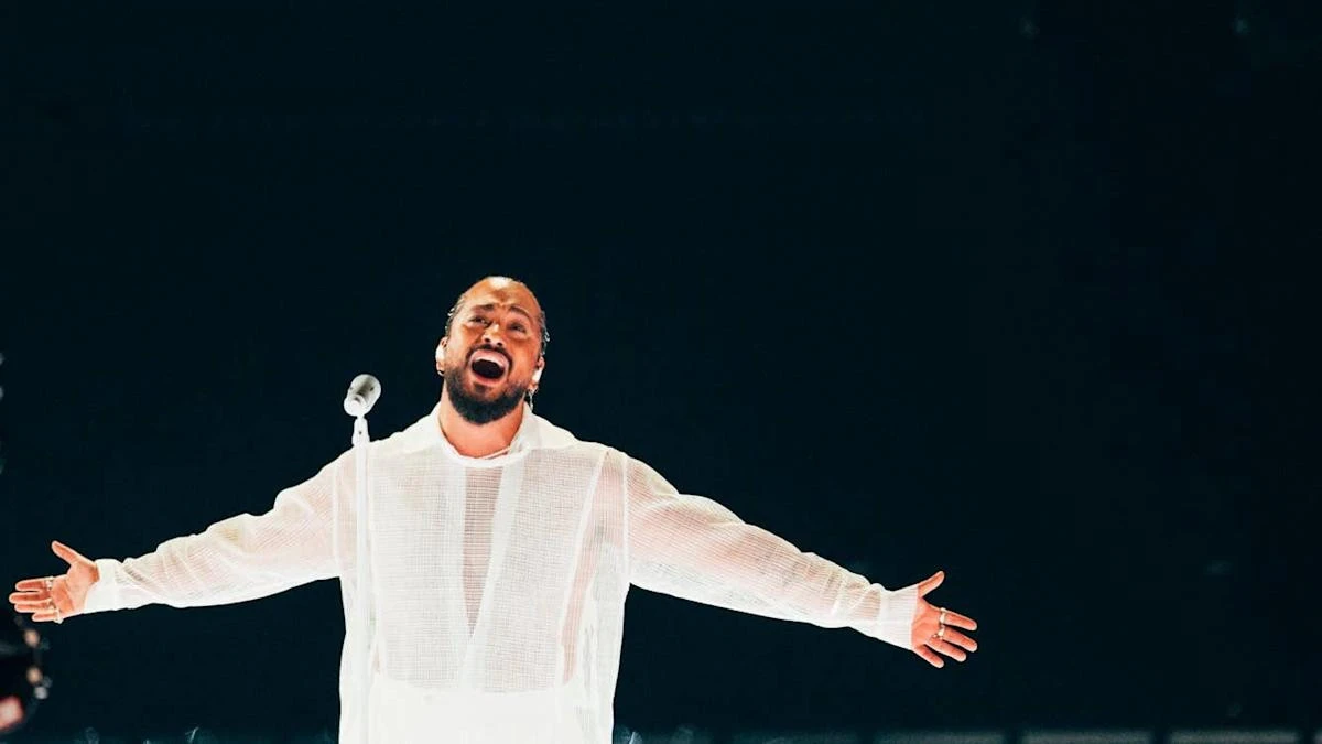 Eurovision: French act calls for peace and Norwegian jury spokesperson resigns