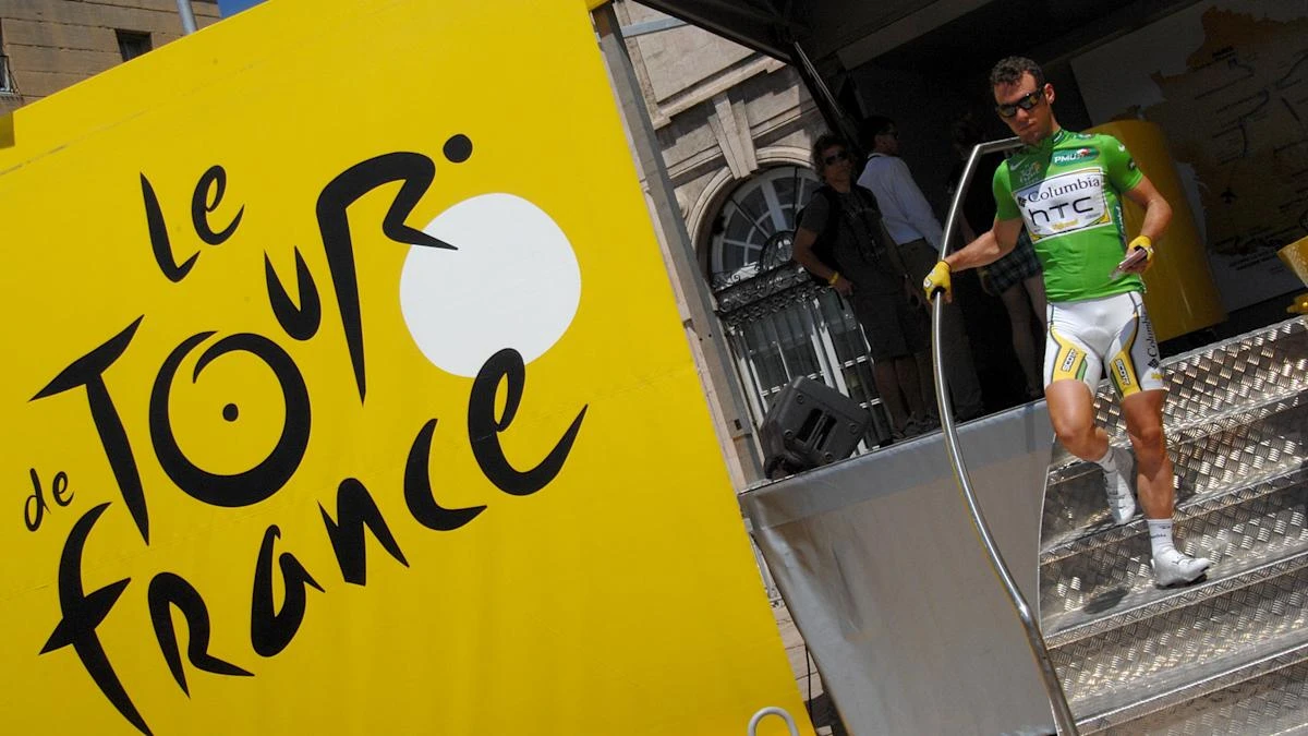 Edinburgh to provide ‘magnificent backdrop’ to start of 2027 Tour de France