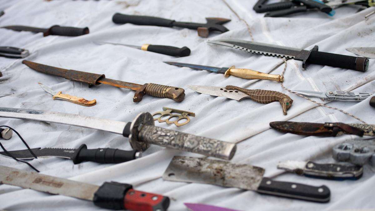 Knife age checks ‘a huge vulnerability’ at sale and delivery, review finds