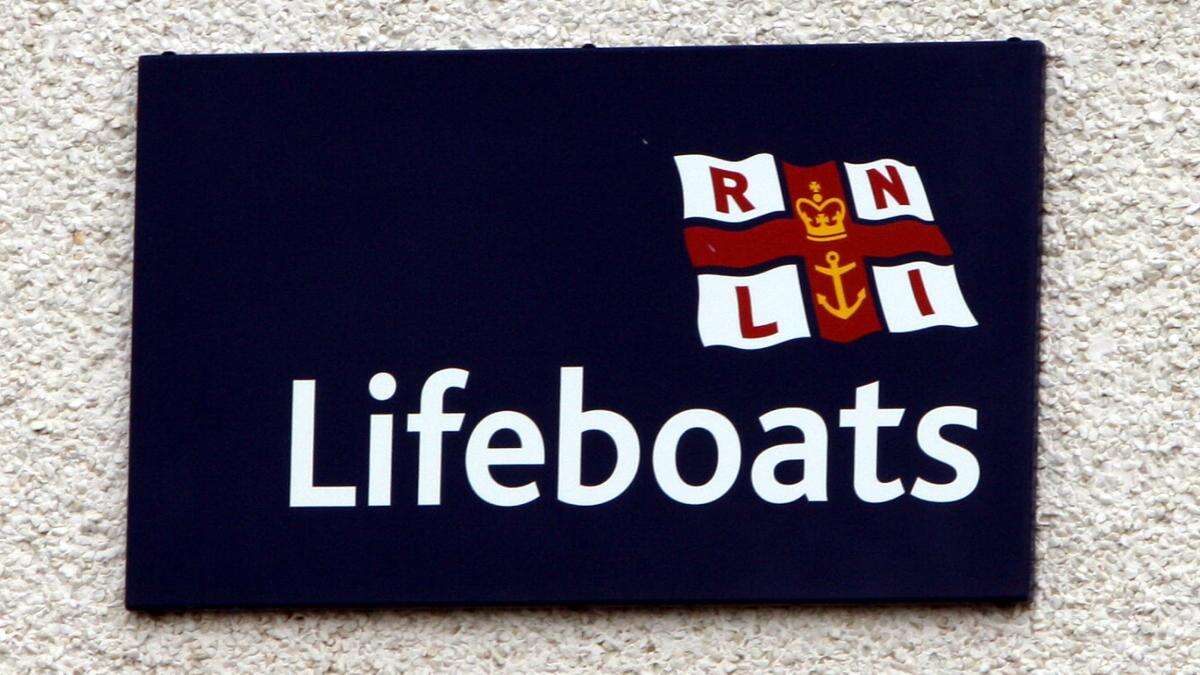 Two people rescued from sea by RNLI after boat capsizes off Southend beach