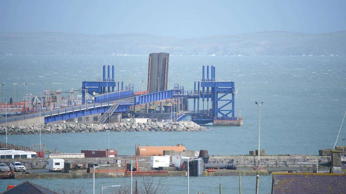 Holyhead ferry port to remain closed until January