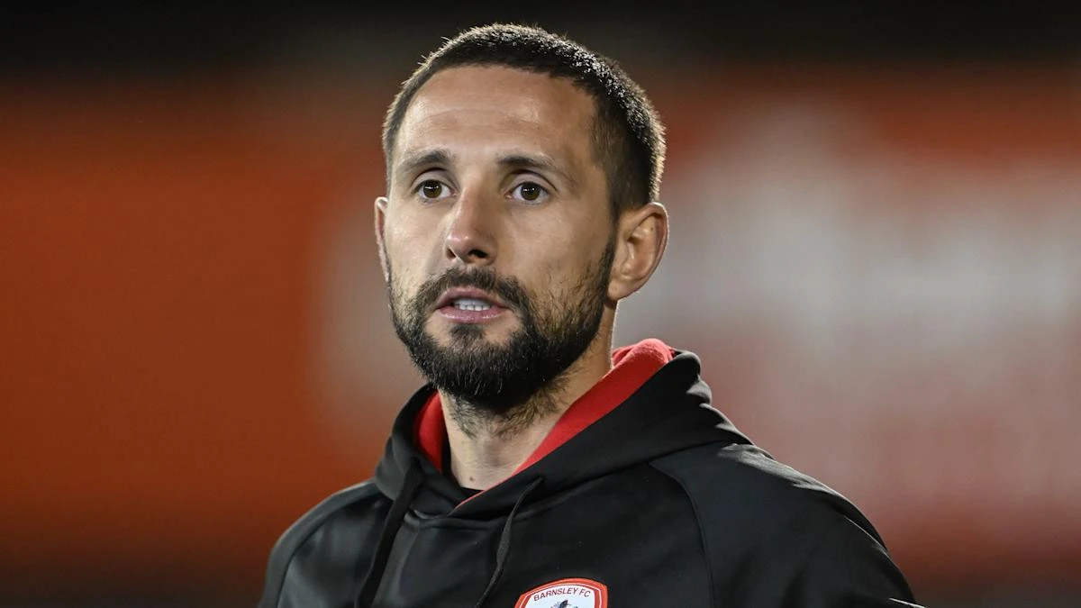 Barnsley boss Conor Hourihane claims Reyes Cleary’s 60-yard goal was ‘unique’