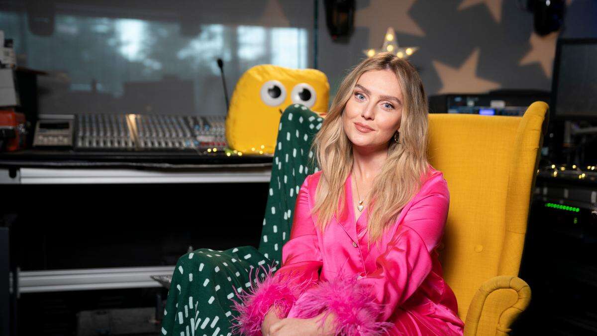 Perrie Edwards to read CBeebies Bedtime Story wearing bright pink pyjamas