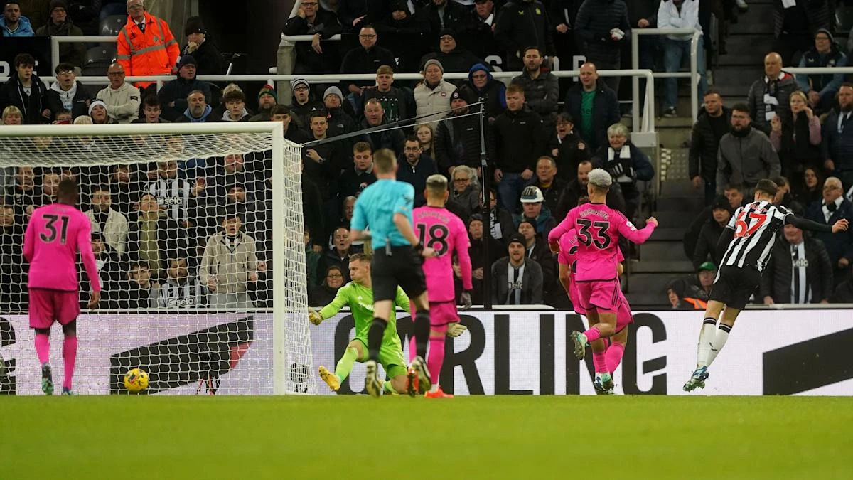 Teenager Lewis Miley nets maiden goal as Newcastle overcome …