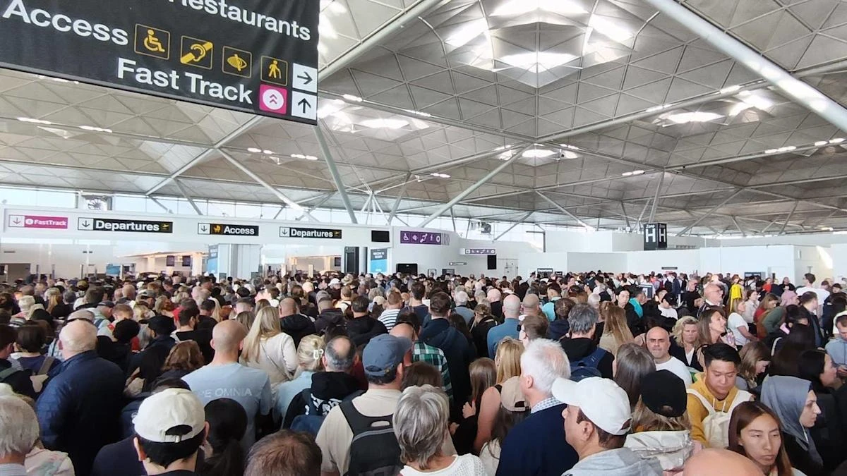 Stansted Airport passengers face disruption after ‘IT issue’ affects systems