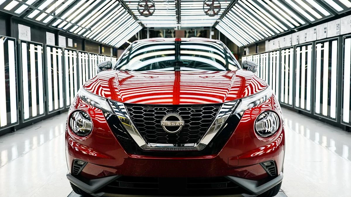 Government asks Nissan for full details over factory closure plans