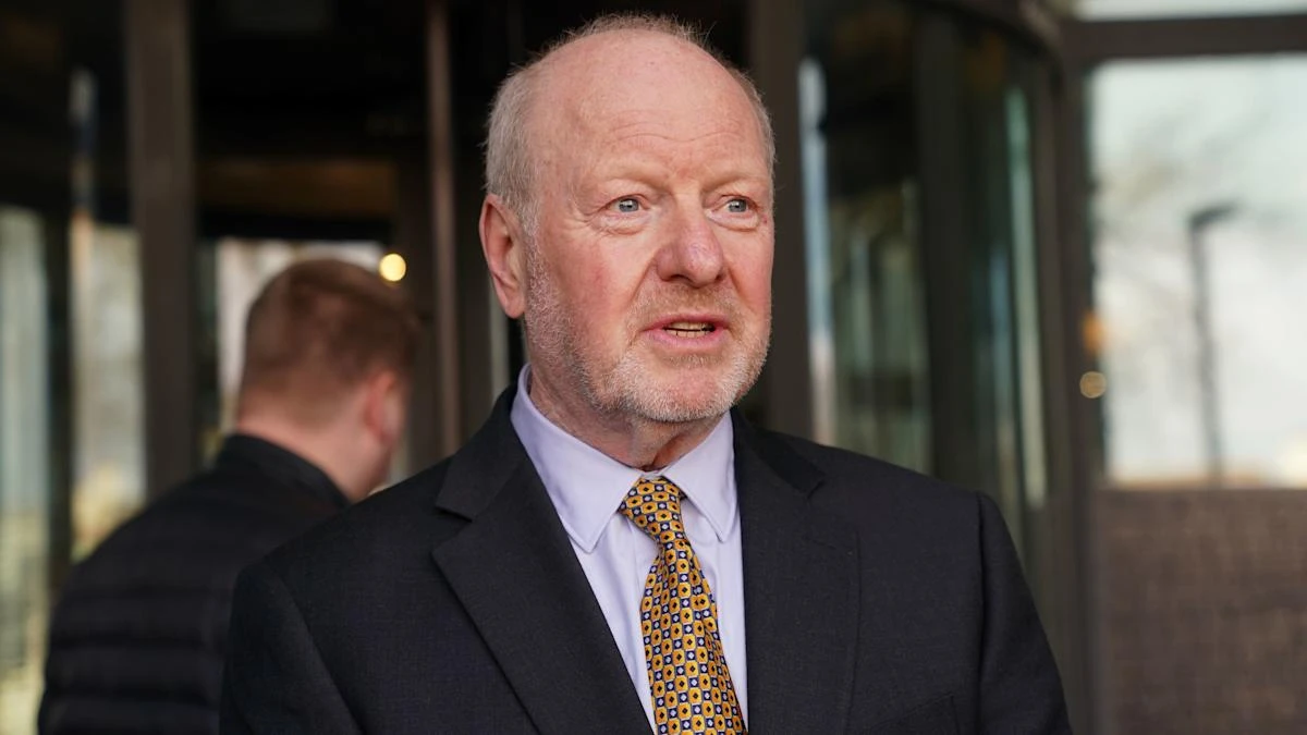 Sir Alan Bates urges victims to take Government to court over redress delays