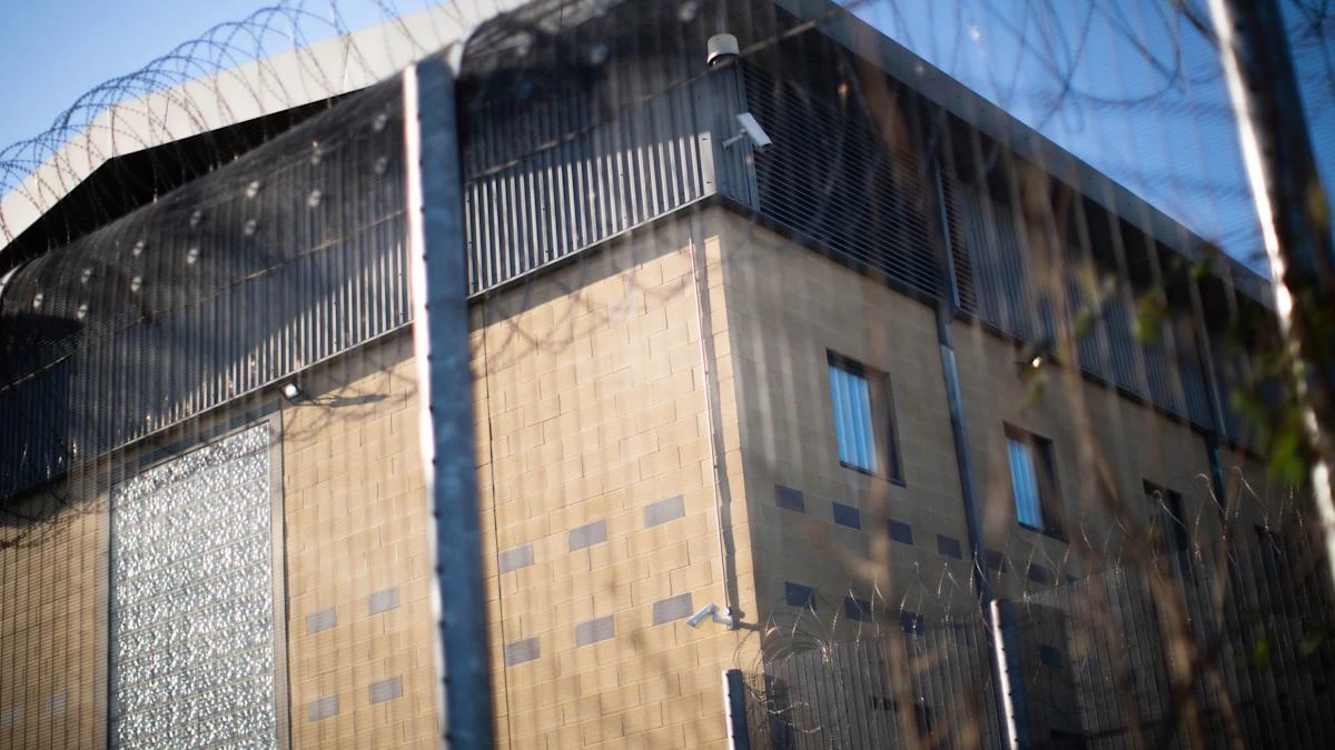 Minister orders ads for ‘unnecessary’ jobs at immigration centre to be ditched