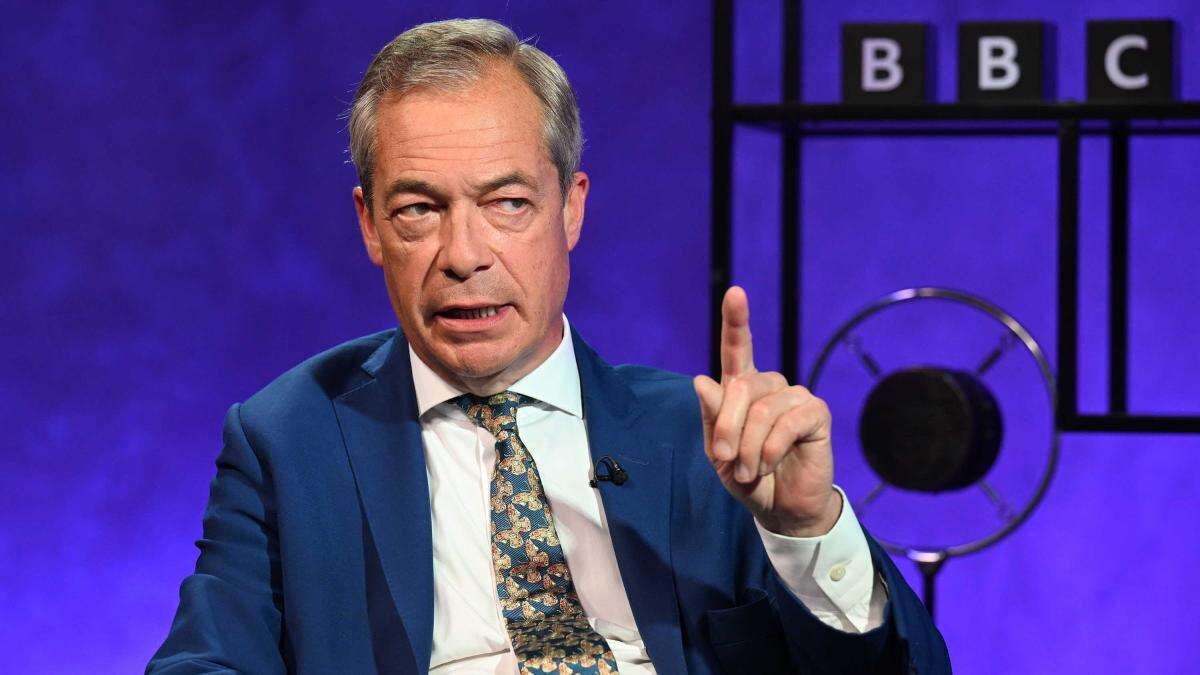 Nigel Farage says he ‘admired’ Putin for ‘control of running Russia’