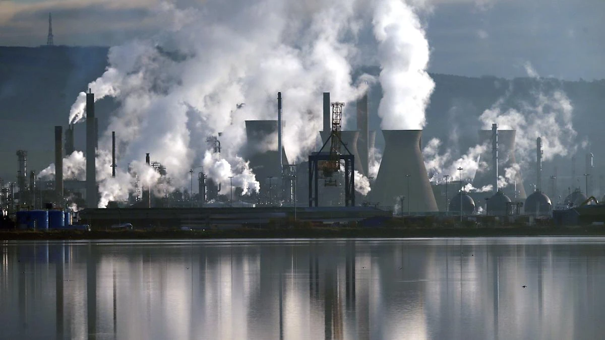 UK Government must not ramp up decline of Scottish oil and gas sector, MPs warn