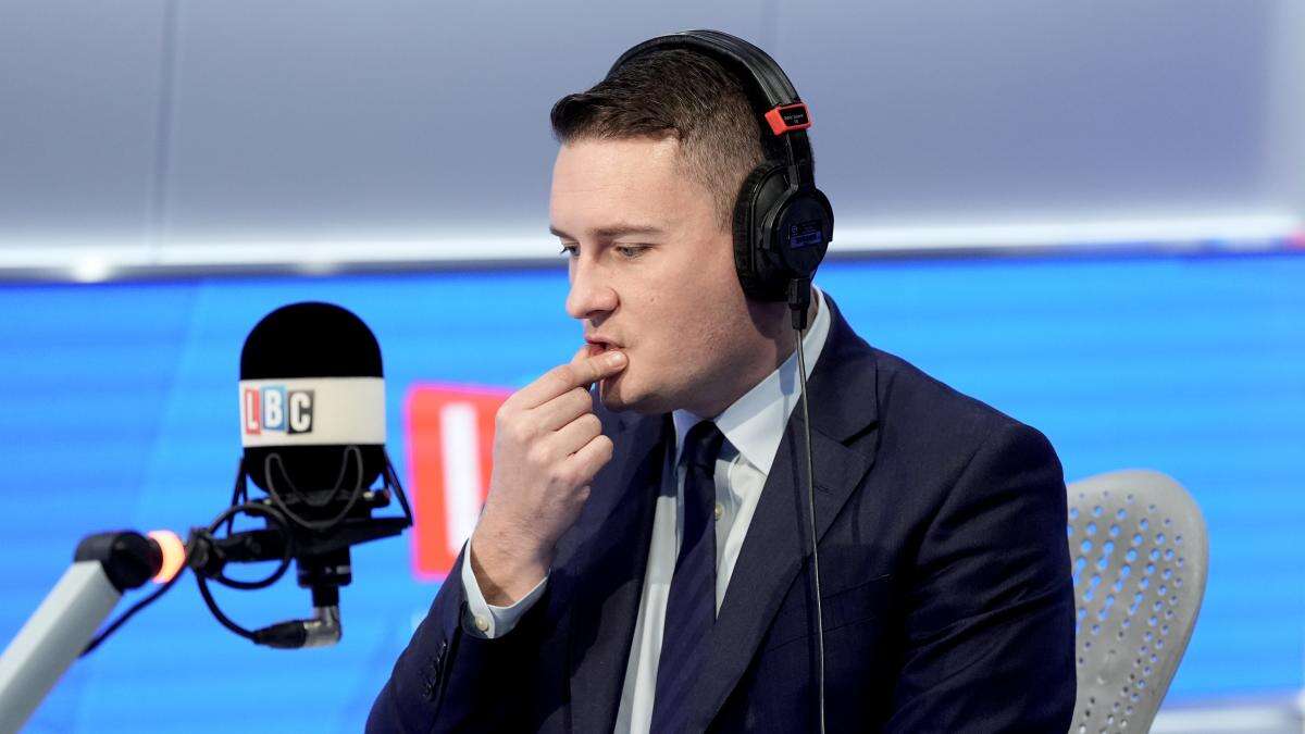 Families shoulder ‘imbalance’ of care costs, says Wes Streeting