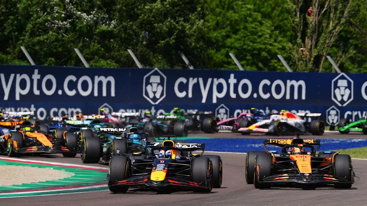 Oscar Piastri admits he was caught out by early Max Verstappen move at Imola