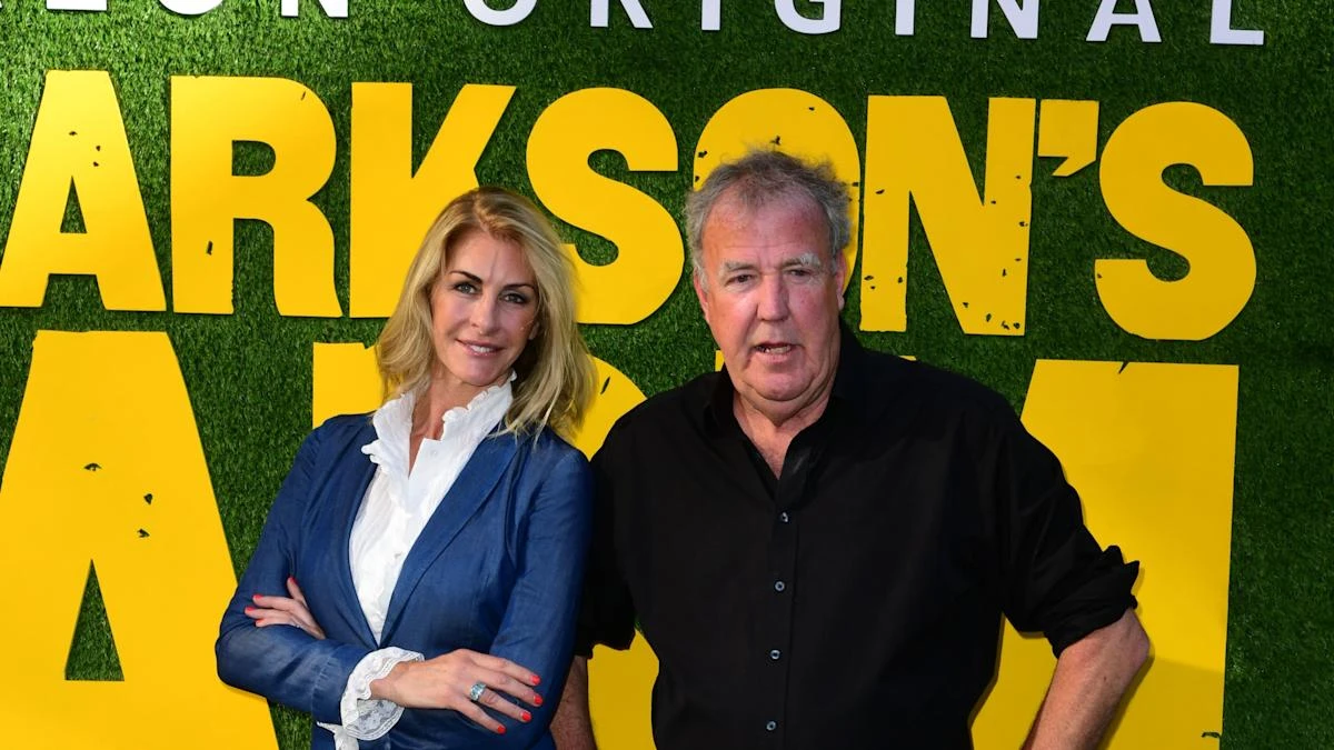 Lisa Hogan uses mics to her advantage as Jeremy Clarkson ‘cannot interrupt’ her