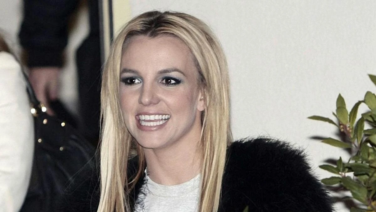 Britney Spears charged with drink and drug driving