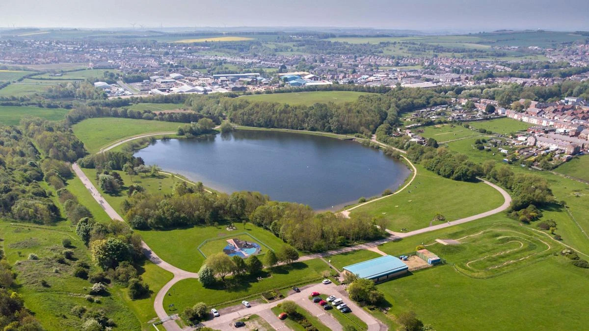 Coroner urges government to act after man drowns at open water swimming event