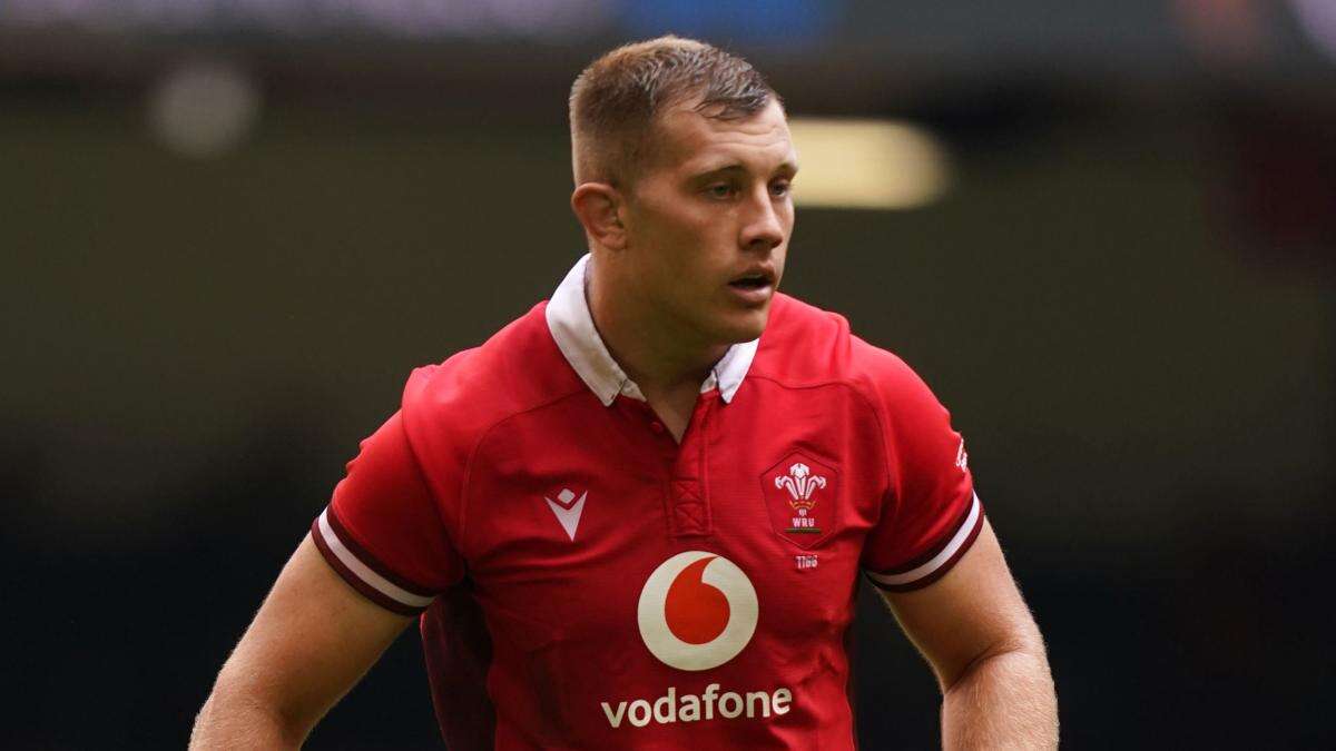 Ben Carter ruled out of Wales’ autumn internationals with knee injury