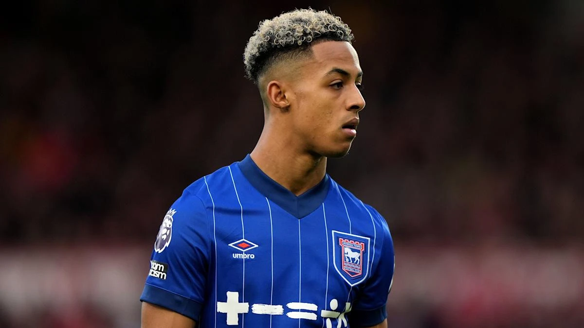 Nottingham Forest is ‘perfect place to be’ – new signing Omari Hutchinson