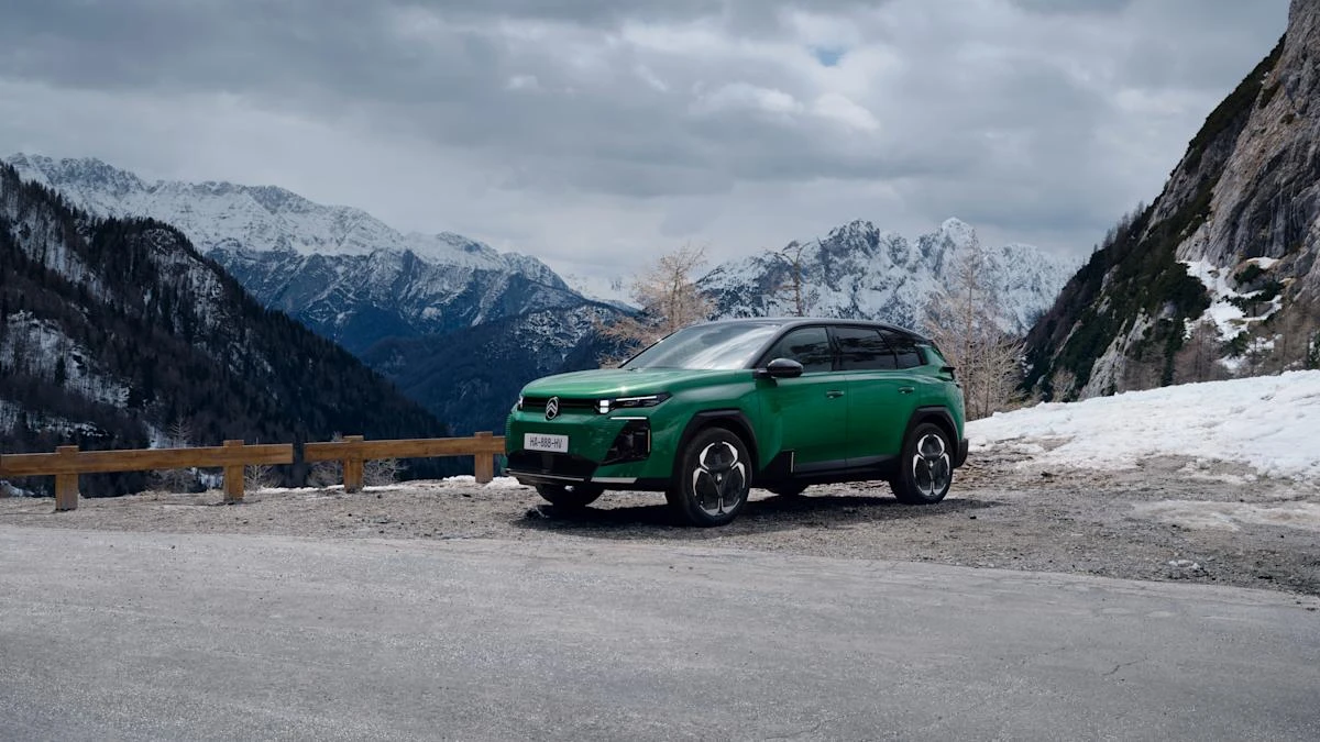 Citroen C5 Aircross Plug-in hybrid goes on sale priced at £38,855