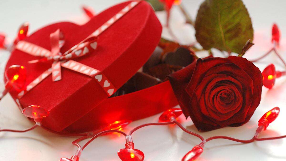 Valentine’s Day bright spot in otherwise gloomy February for retailers