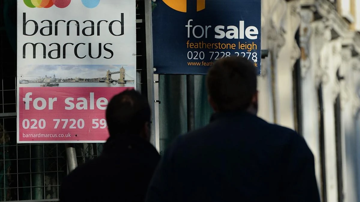 House sales edged up by 2% annually in August – HMRC figures