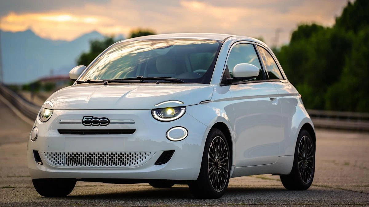 Production of new Fiat 500 Hybrid to begin in November