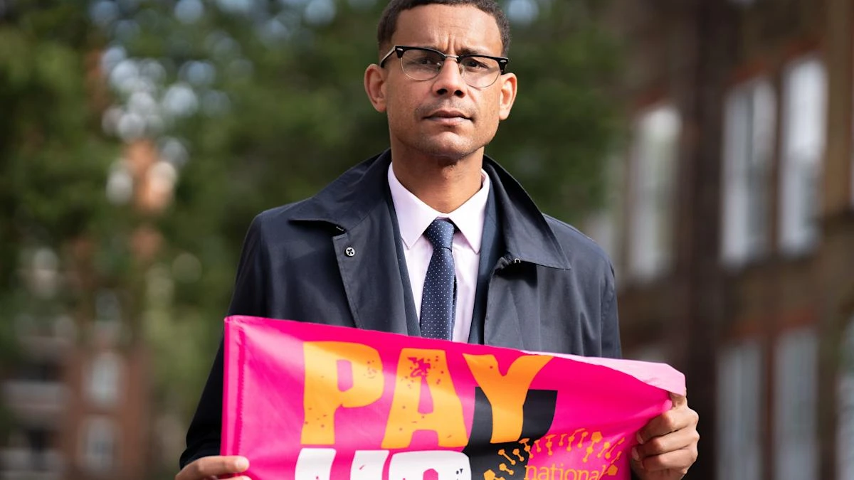 Teachers in England vote to reject Government offer of 2.8% pay rise