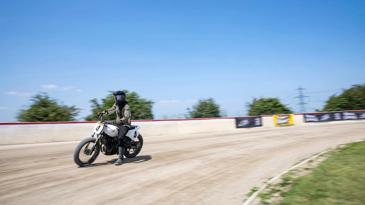 Riding motorcycle flat-track for the first time: How hard can it be?