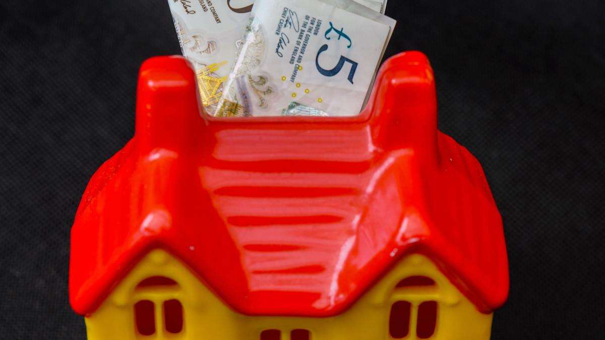 Average tracker mortgage payments will fall by nearly £30