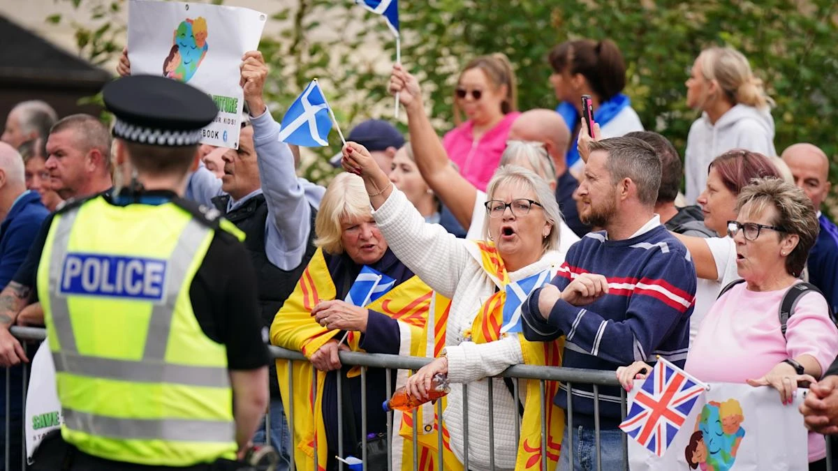 Attack on asylum hotel ‘absolutely despicable’, says Swinney