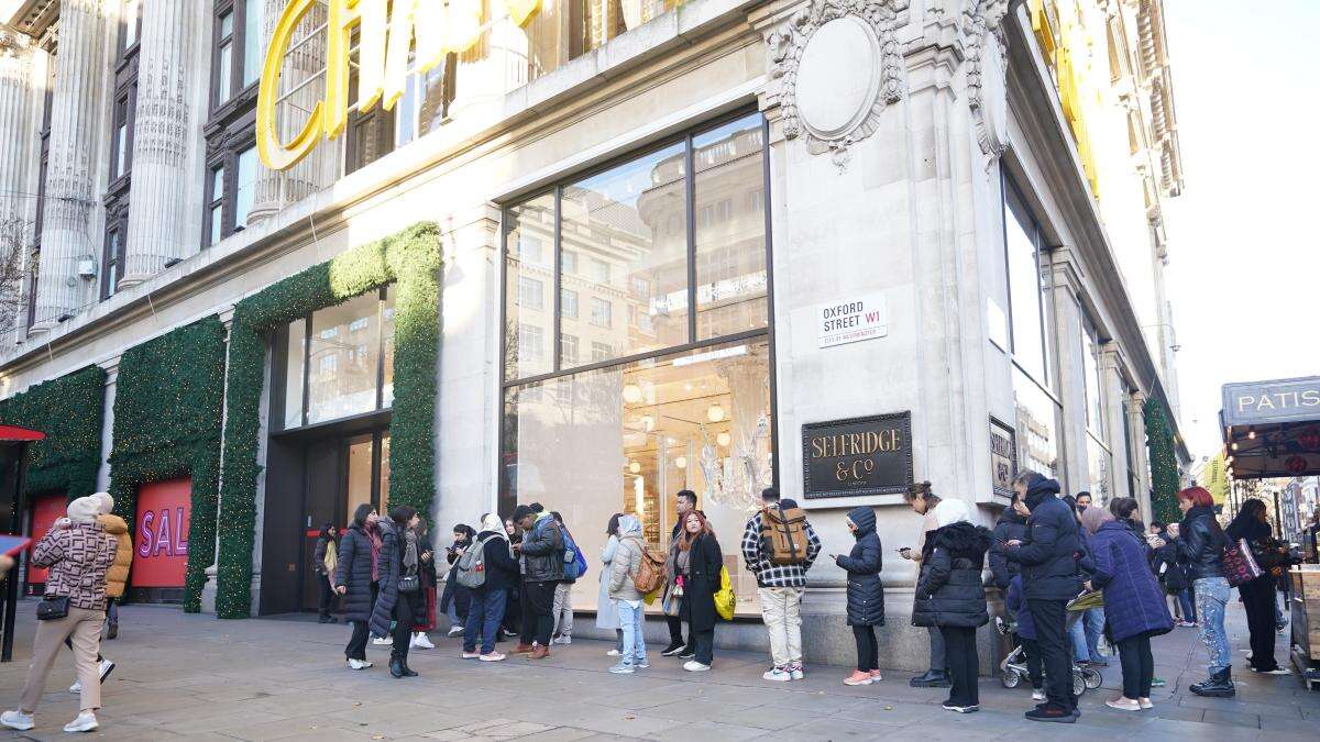 Saudi wealth fund buys 40% stake in Selfridges