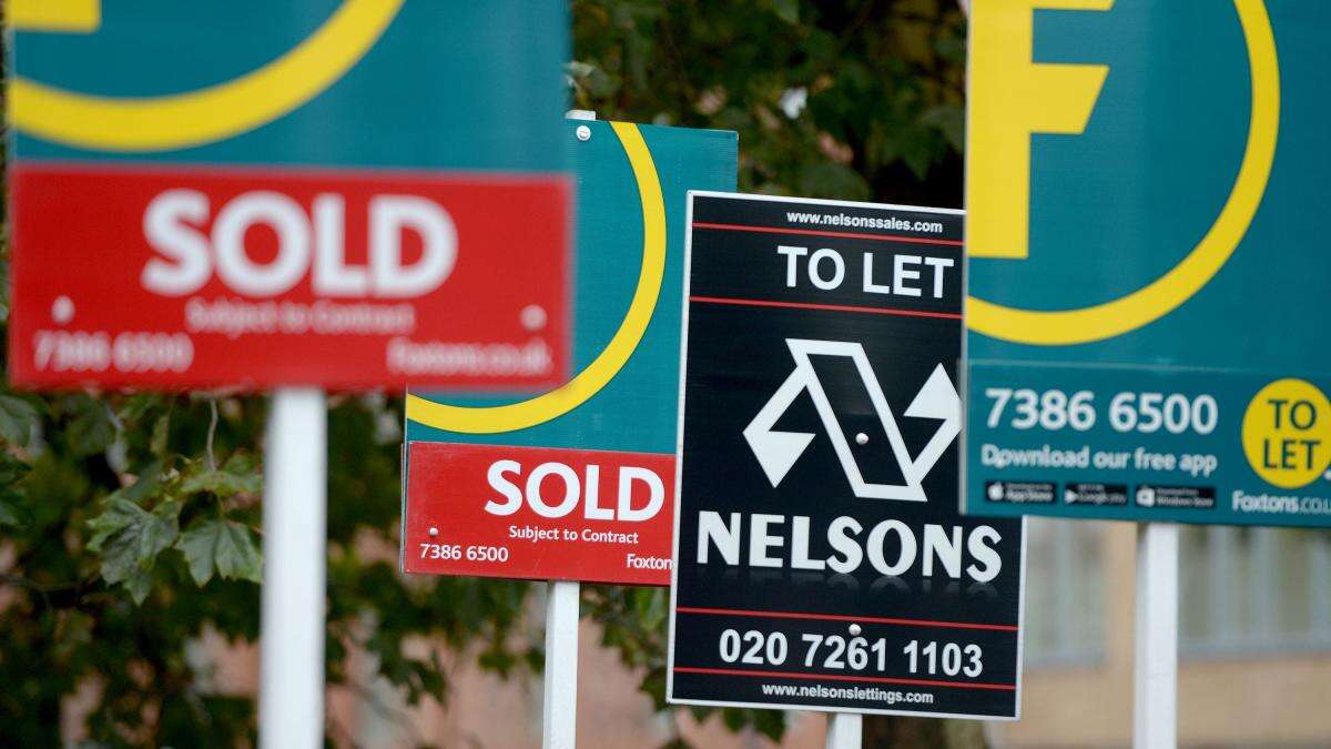 Housing market ‘is reviving’ amid growth in house prices and mortgage approvals