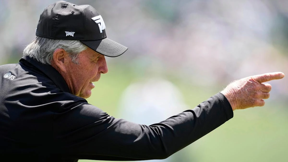 Honorary starters Jack Nicklaus, Gary Player and Tom Watson kick off the Masters