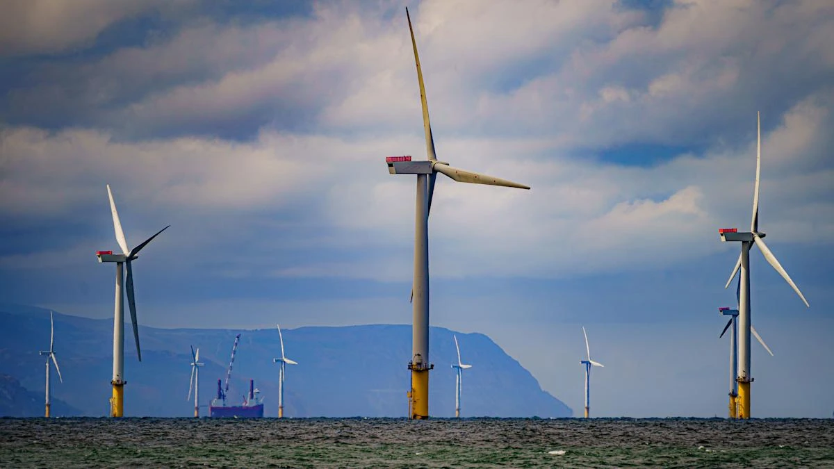 Work halted on huge windfarm in North Sea amid rising costs