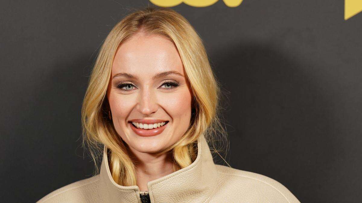 Sophie Turner says being a single mother is ‘such a struggle’