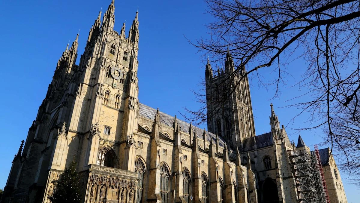 New archbishop of Canterbury to be named amid hopes for first woman in top role