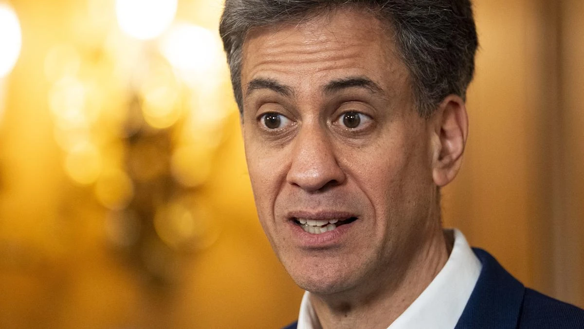 Ed Miliband urges progressives to unite around green policies ahead of Cop30