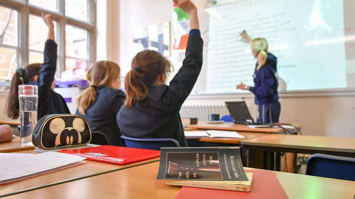 Hundreds of thousands of families in England to find out secondary school places