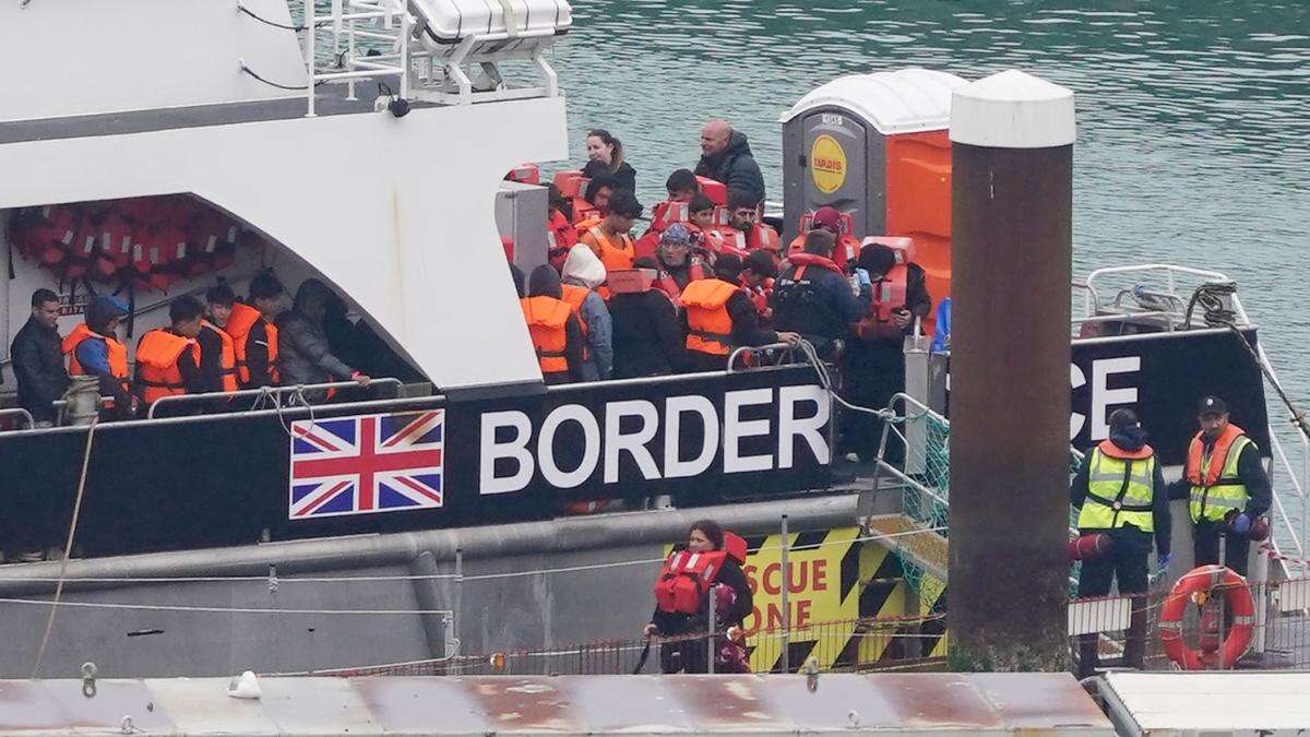 Children among migrants brought ashore in Dover as Channel crossings continue