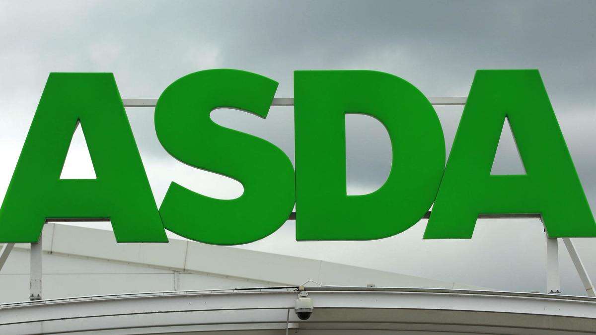 Female Asda workers to hold demonstration outside superstore over pay dispute