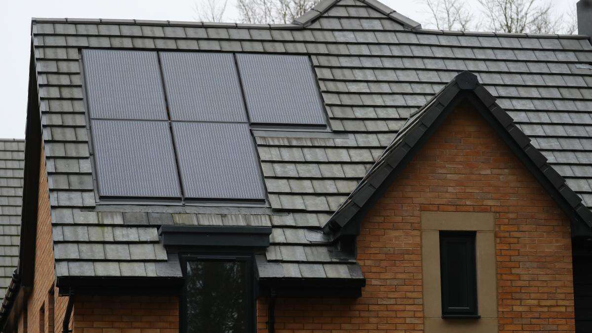 ‘Sunshine Bill’ plan for solar panels on new homes rejected by Government