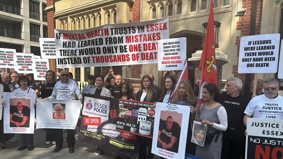 Mental health trust boss offers apology to families at inquiry into deaths