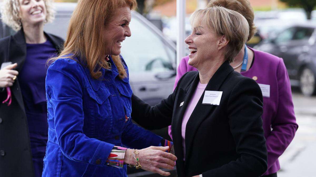 Duchess of York meets Coronation Street star on visit to breast cancer centre