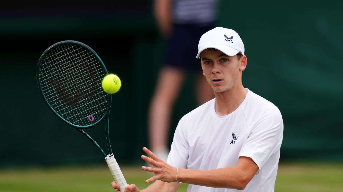 Charlie Robertson advances to US Open boys’ quarter-finals