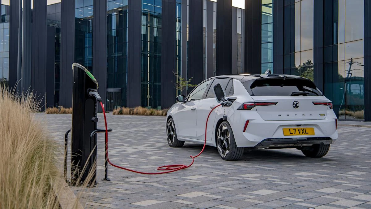Vauxhall Astra receives updated plug-in hybrid powertrain