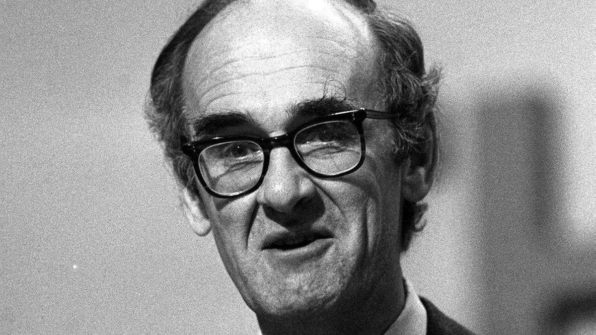 Sir John Nott, defence secretary during Falklands War, dies aged 92