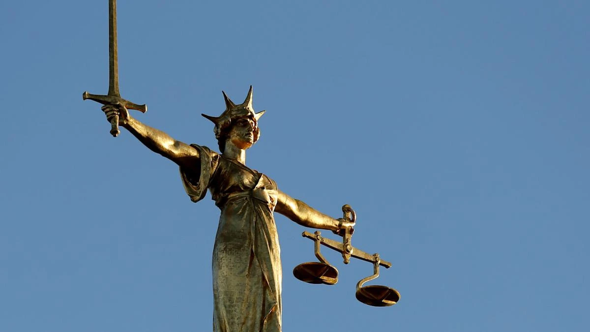 ‘Nazi’ teenager amassed weapons stash and discussed school ‘shoot up’