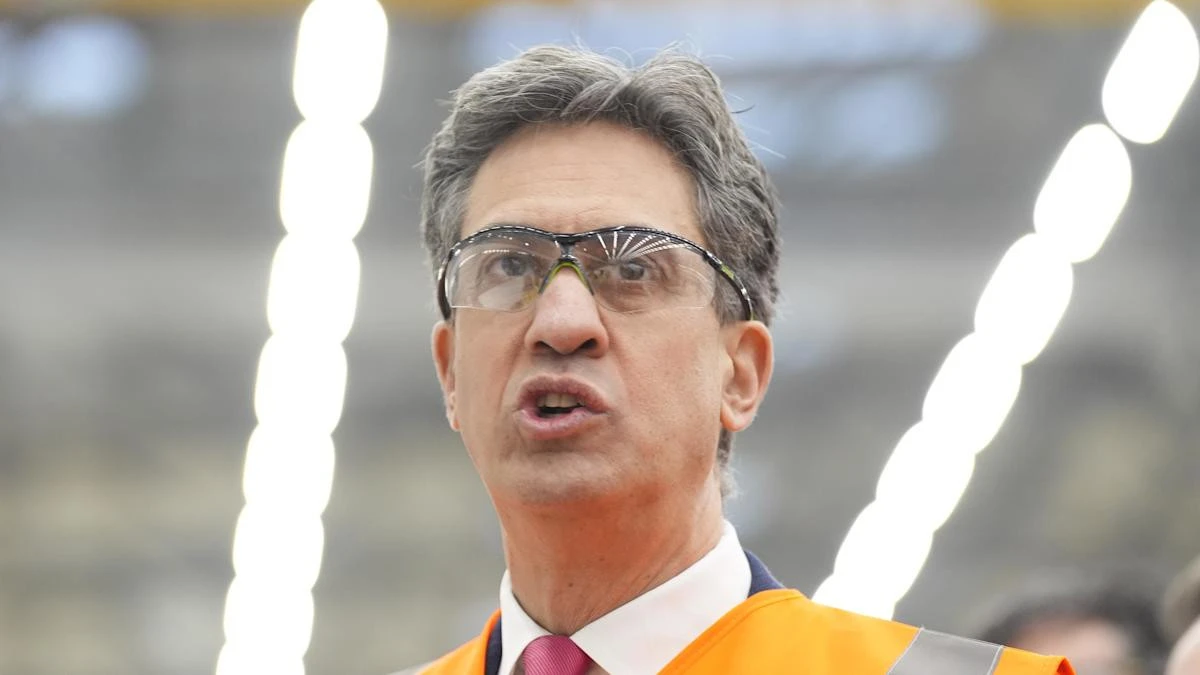 Renewables slave labour warning as Ed Miliband seeks ban on Chinese materials