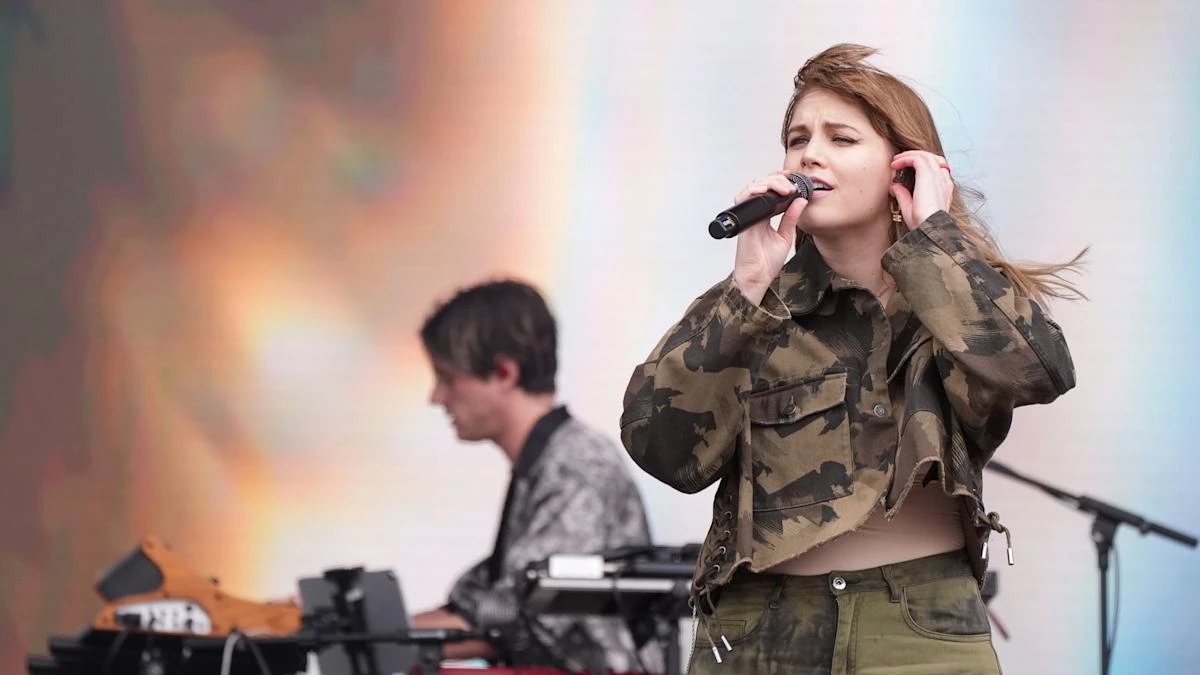 London Grammar tell LIDO Festival fans they hope ‘music can bring us together’